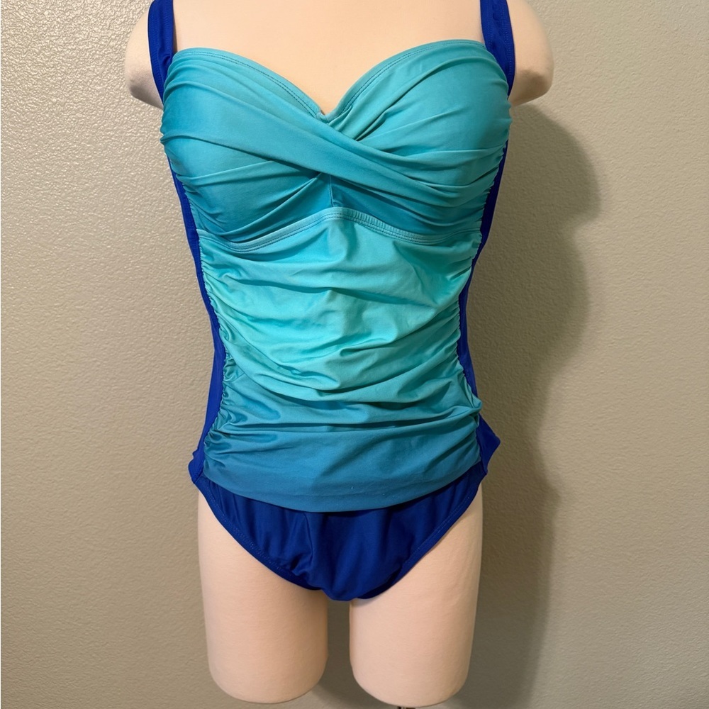 Stylish Teal and Blue Women's One Piece Swimsuit‎